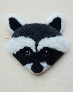 Pesukarhu, Seinäkoriste